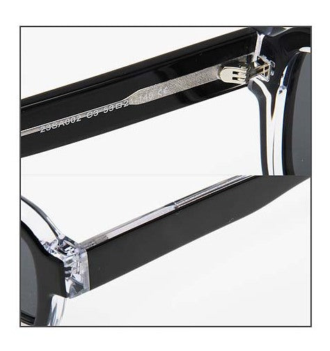 Kontrast Schwarz-Kristall